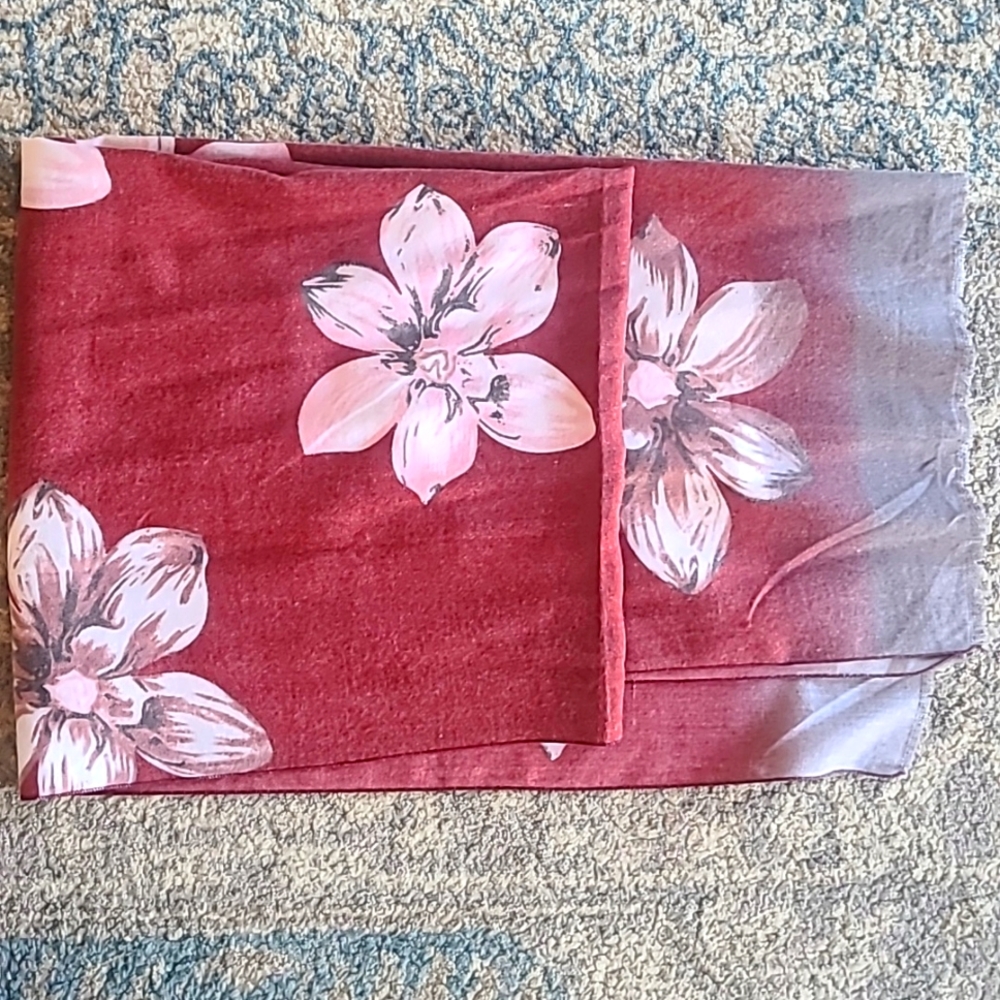 Pashmina with flowers
